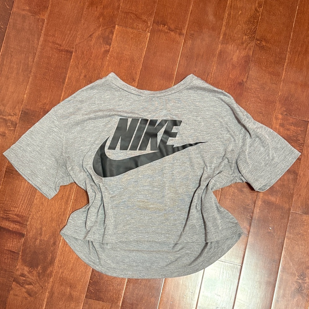 Grey Nike Short Sleeve Crop Top Size M